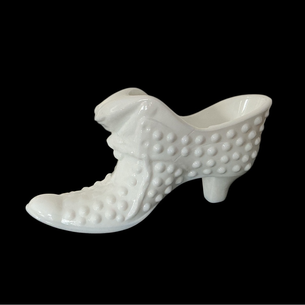 White Fenton Art Glass Slipper Hobnail Cat's Head